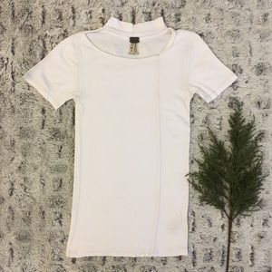 NWOT FREE PEOPLE choker t shirt